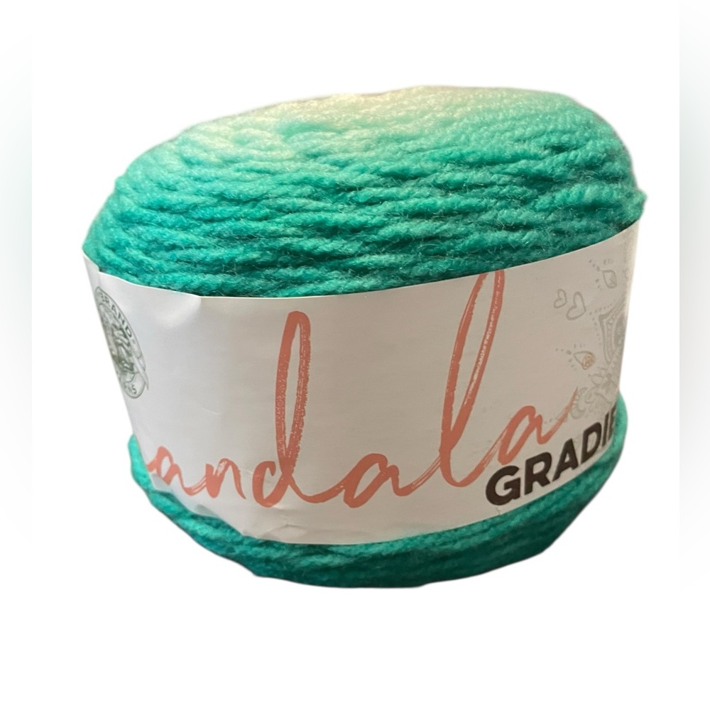 Lion Brand Yarn Cake 558-209BM Mandala‎ Gradient Yarn Seagreen NEW 5.29 oz